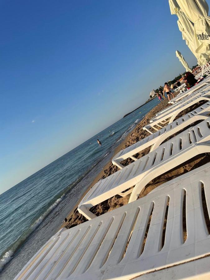 Veral Vedere La Mare Костинешти Экстерьер фото